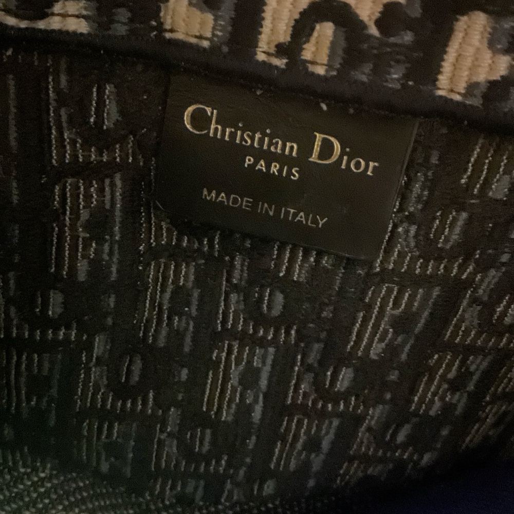 Dior Black and Cream Patterned Bag - Picture 2 of 3